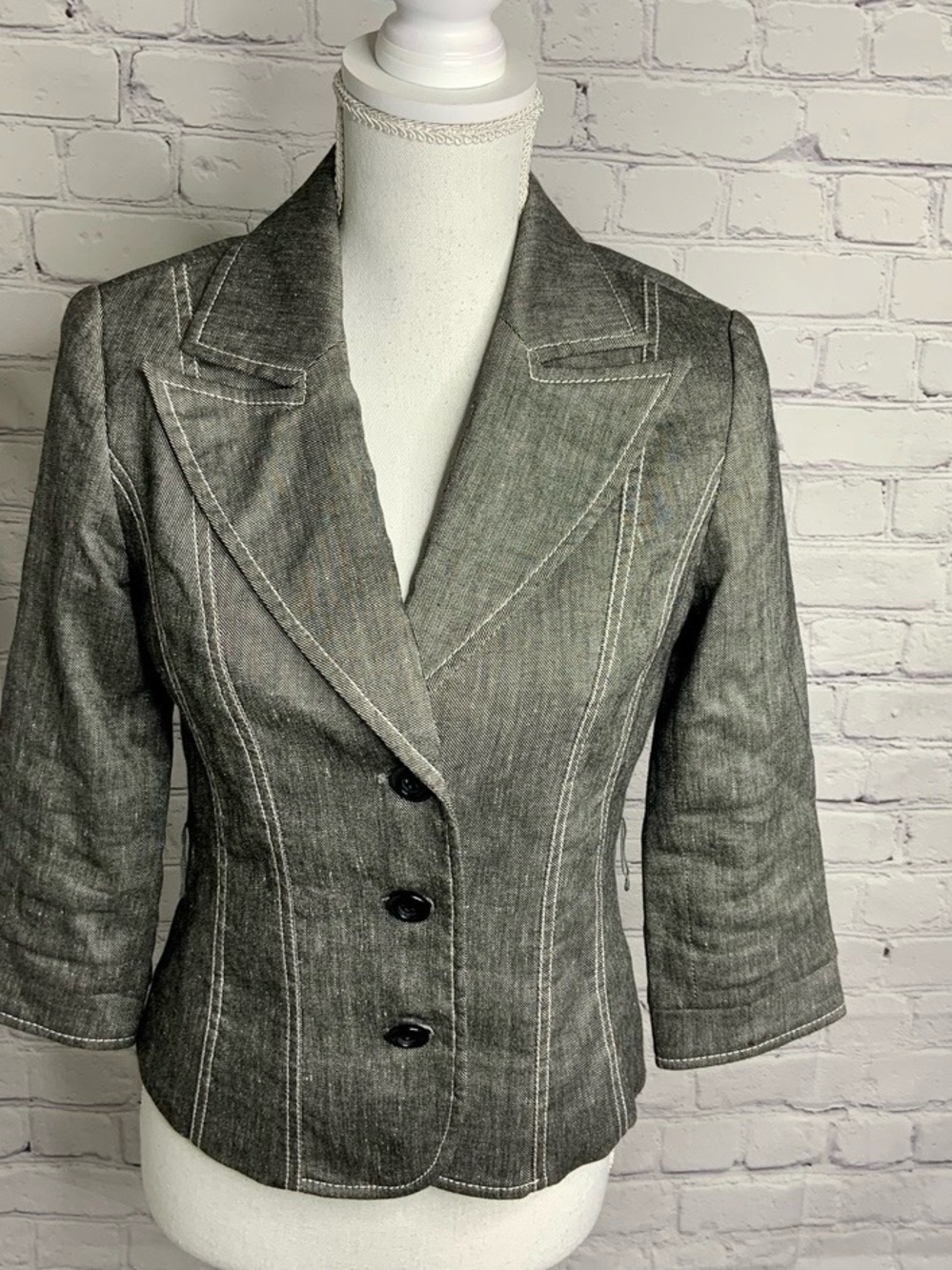 White House Black Market Grey Linen Blend Blazer 2